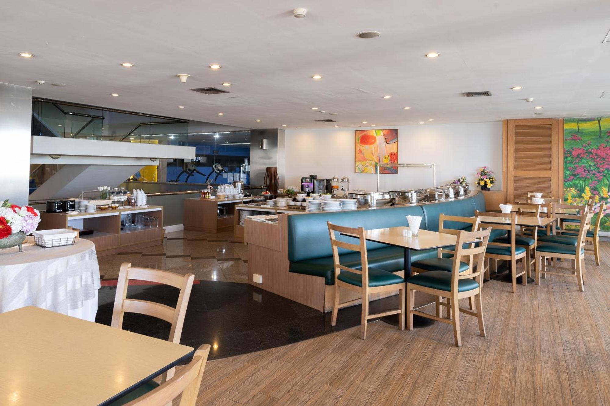 Riverine Place Hotel&residence Hotel 4*