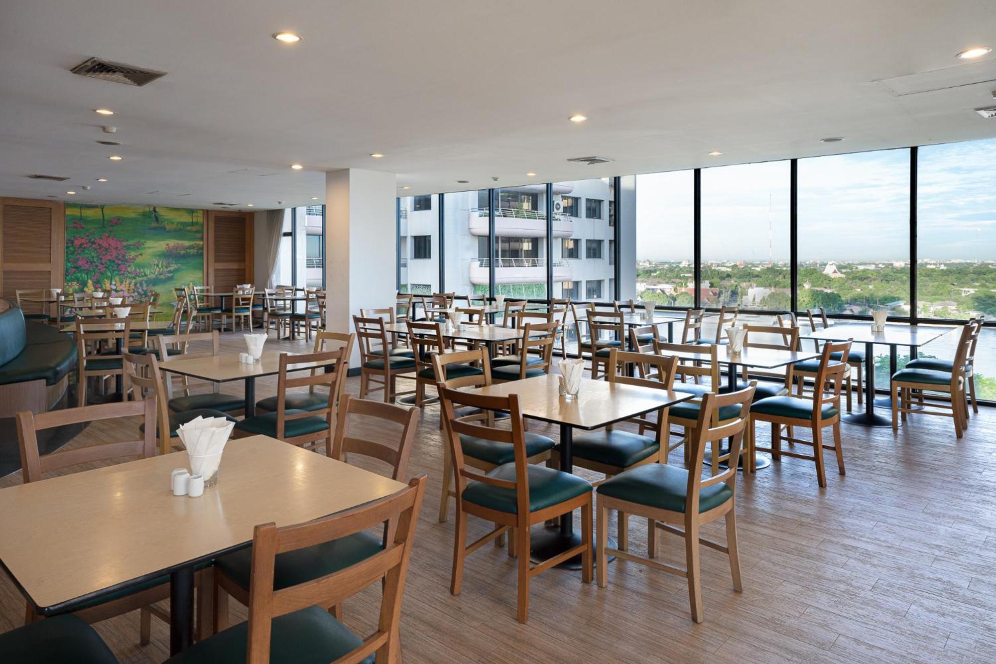 Riverine Place Hotel&residence 4* Nonthaburi