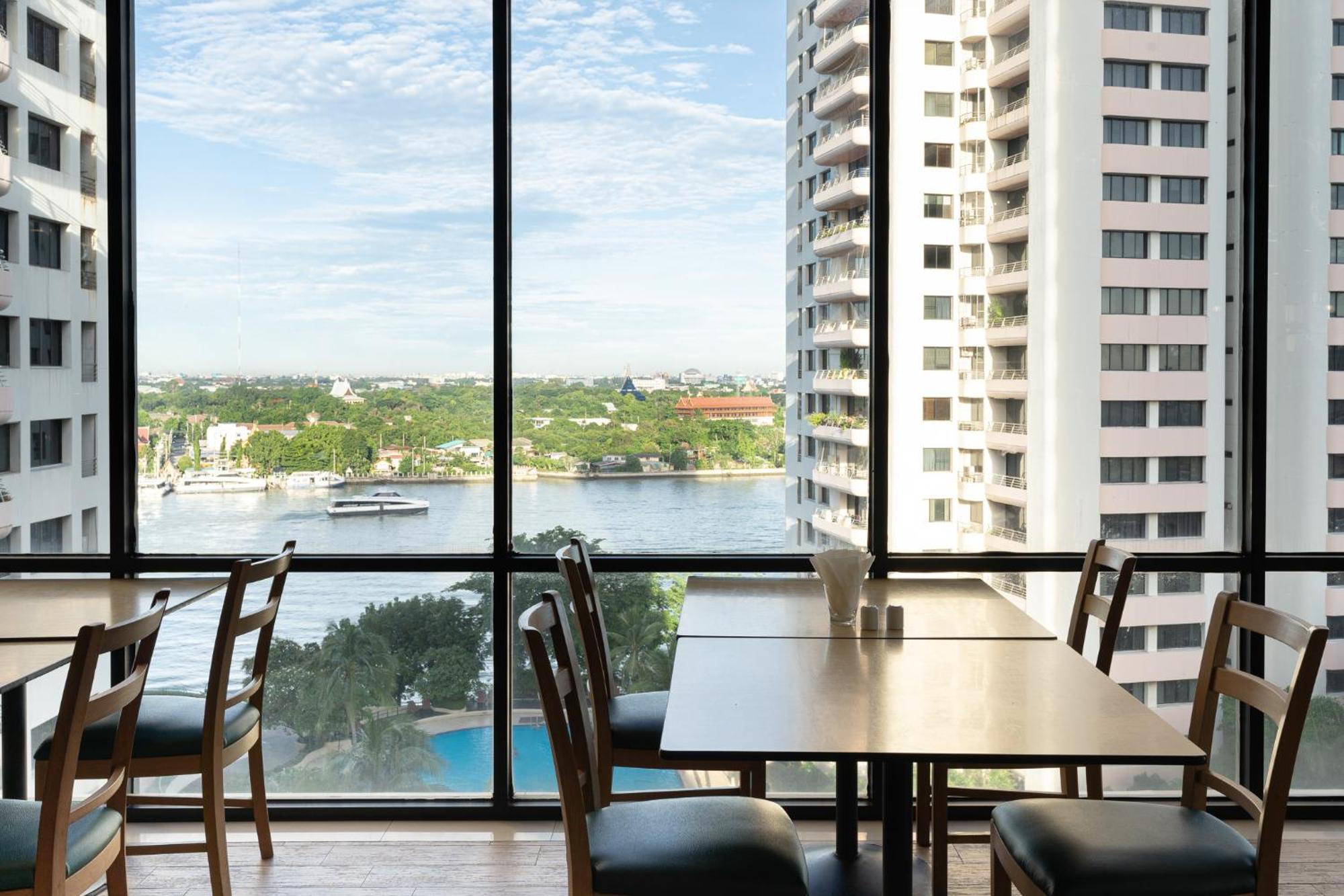 Hotel Riverine Place Hotel&residence 4*